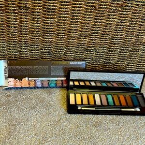 Never used. Naked Wild West TX palette new in box! Wild West. In box w eyebrush.